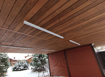 Отделка потолка